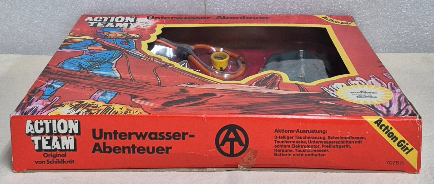 schildkrot-hasbro-gi-joe-action-team-underwater-adventure-outfit-for-action-girl-4 1975 Schildkrot Hasbro G.I. Joe Action Team Underwater Adventure (Unterwasser-Abenteuer) Outfit for Action Girl: Mint in Box 4