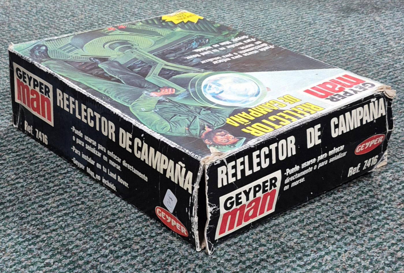 geyperman-hasbro-gi-joe-7416-reflector-de-campana-searchlight-4 MIB 1975 Geyperman Hasbro G.I. Joe Reflector de Campana (Searchlight) Set #7416: Mint in Box 4