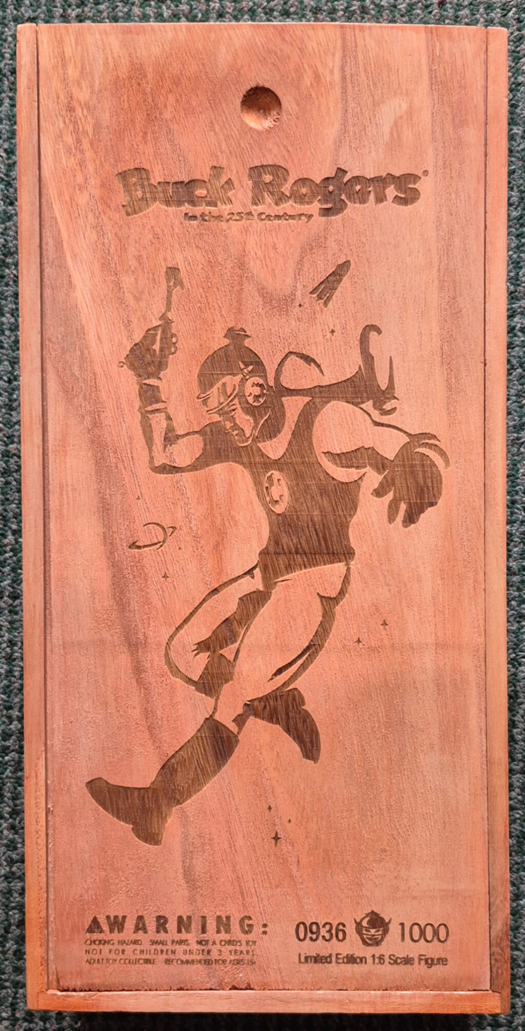 Go Hero Buck Rogers in the 25th Century Deluxe Limited Edition 1:6 Scale Figure in Wooden Box 1