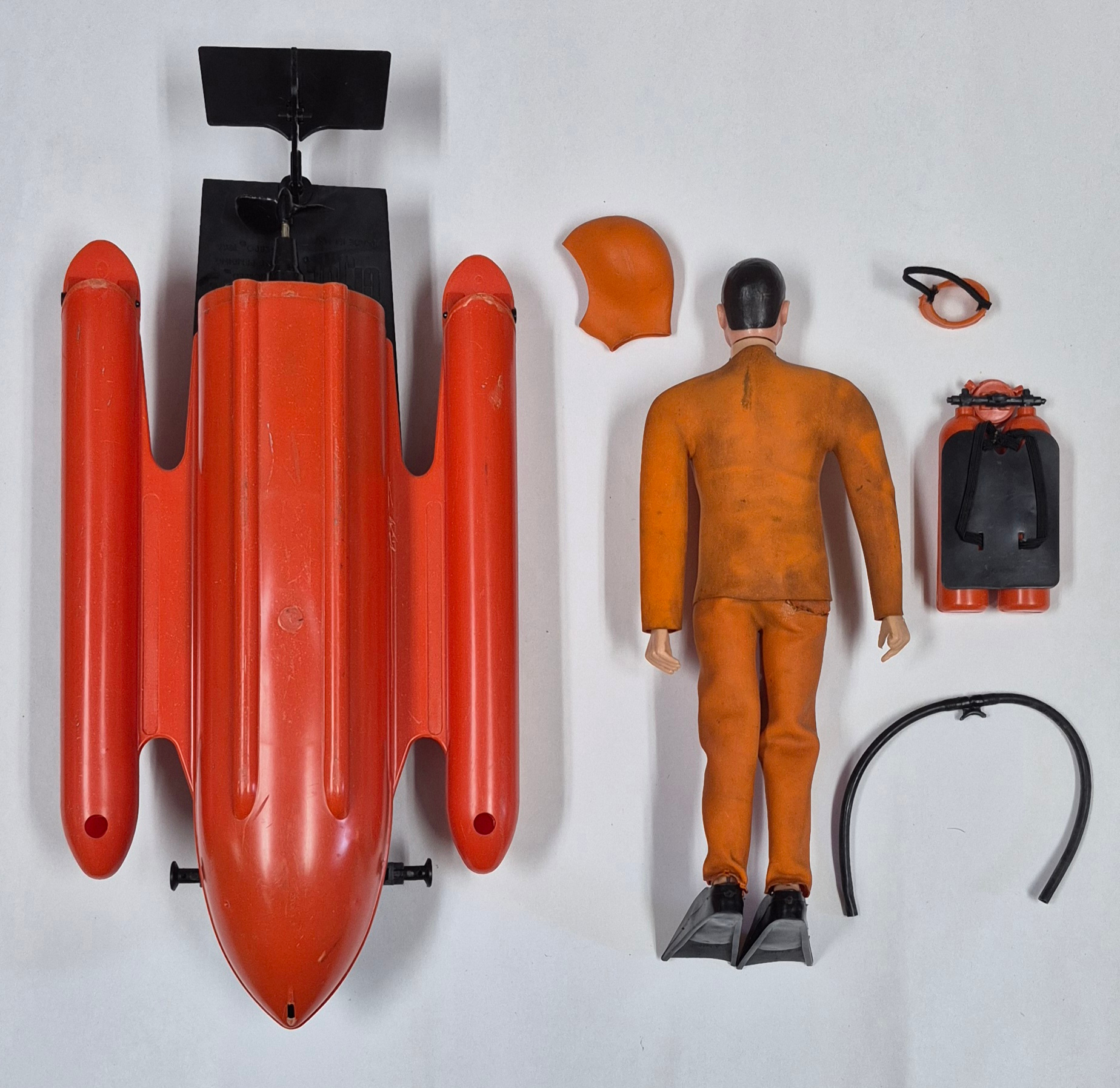 hasbro-1966-gi-joe-action-sailor-official-sea-sled-and-frogman-8 Hasbro 1966 G.I. Joe Action Sailor and Official Sea Sled Set Complete in the Box 8