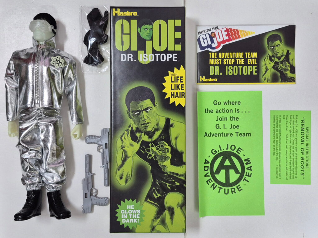 Hasbro G.I. Joe 2015 Collectors Club Exclusive Radiation Suit Dr. Isotope Complete in Box with Comic 1
