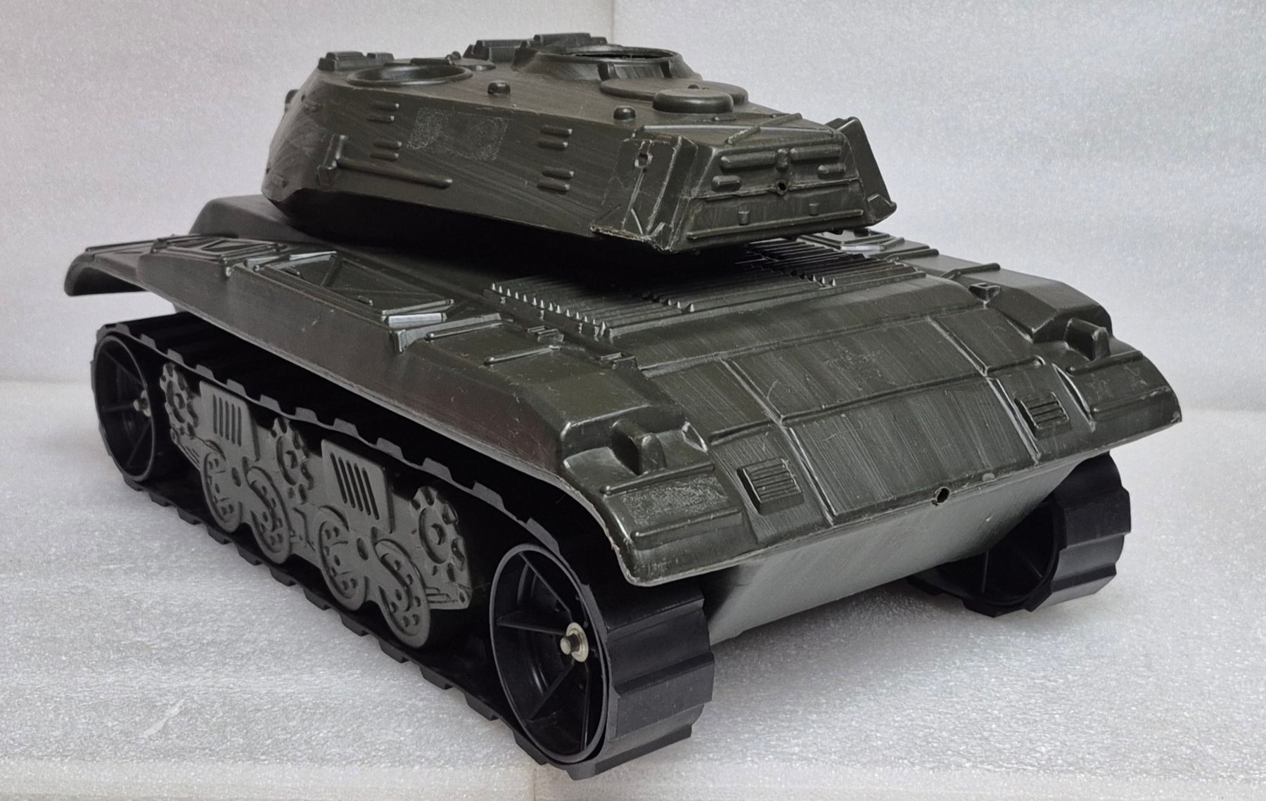 hasbro-gi-joe-the-defenders-iron-knight-tank-mib-12 MIB 1975 Hasbro G.I. Joe The Defenders "Iron Knight" Tank: Mint in Box 12