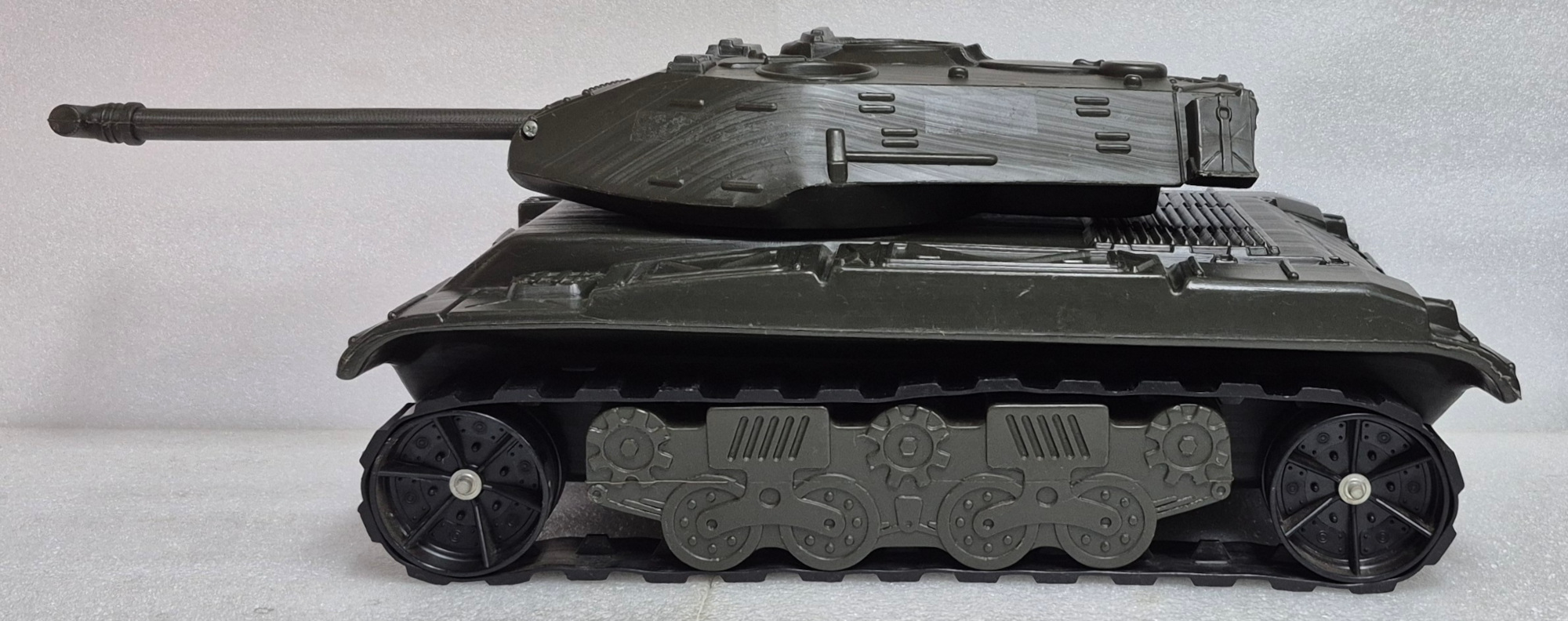 hasbro-gi-joe-the-defenders-iron-knight-tank-mib-8 MIB 1975 Hasbro G.I. Joe The Defenders "Iron Knight" Tank: Mint in Box 8