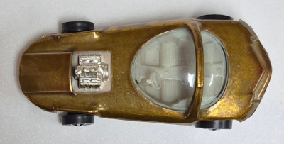 hot-wheels-1968-redline-gold-silhouette-5 1968 Mattel Redline Hot Wheels Gold Silhouette - Excellent 5