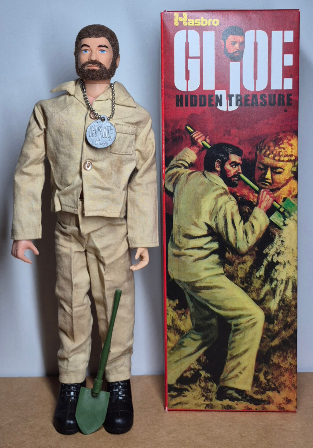 1973 Hasbro G.I. Joe Adventure Team Land Adventurer with Hidden Treasure Equipment Set 7308-5 in Custom Box 1