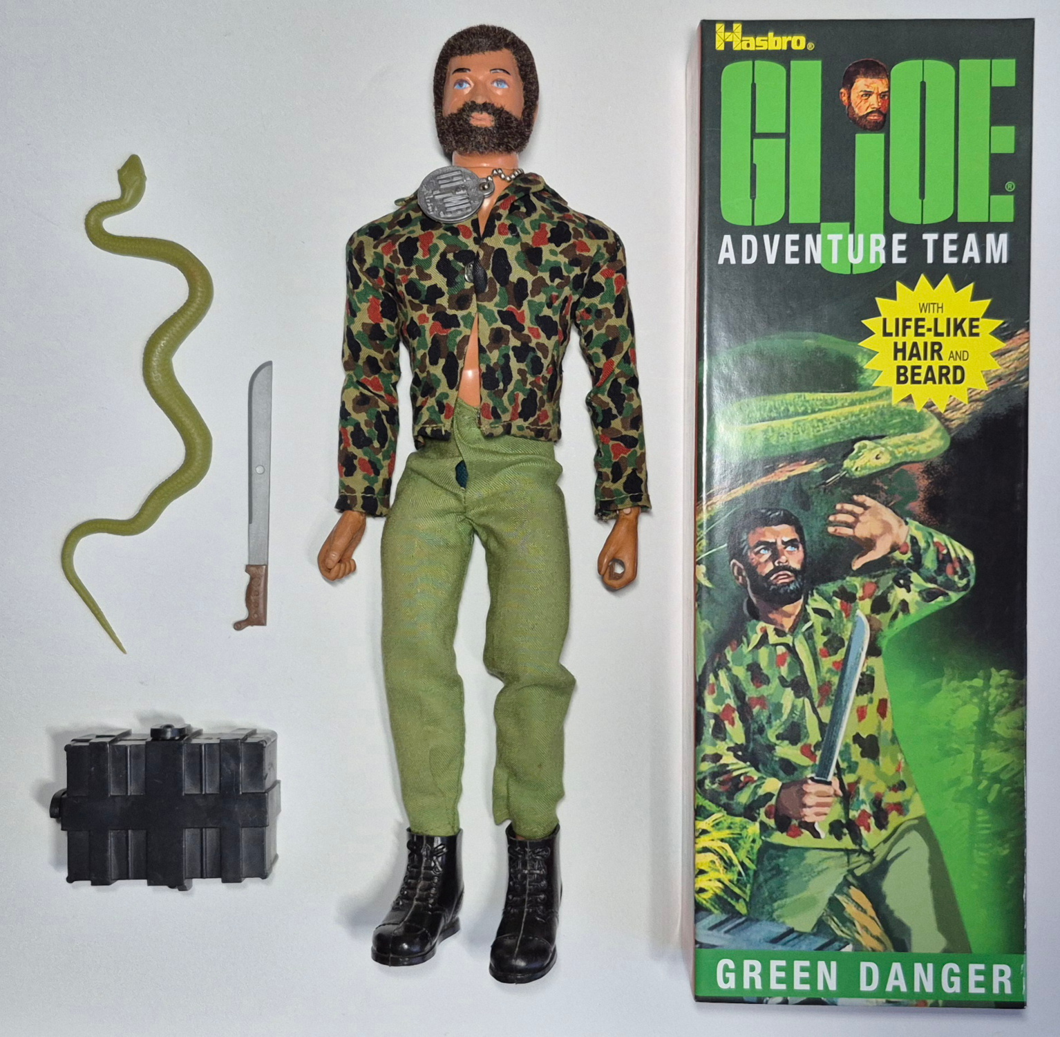 1975-hasbro-gi-joe-adventure-team-kung-fu-grip-muscle-body-land-adventurer-with-green-danger-set-7328-2 1975 Hasbro G.I. Joe Adventure Team Land Adventurer with Life-Like (Muscle) Body, Kung Fu Grip, and Green Danger Equipment Set 7328 in Custom Box 2