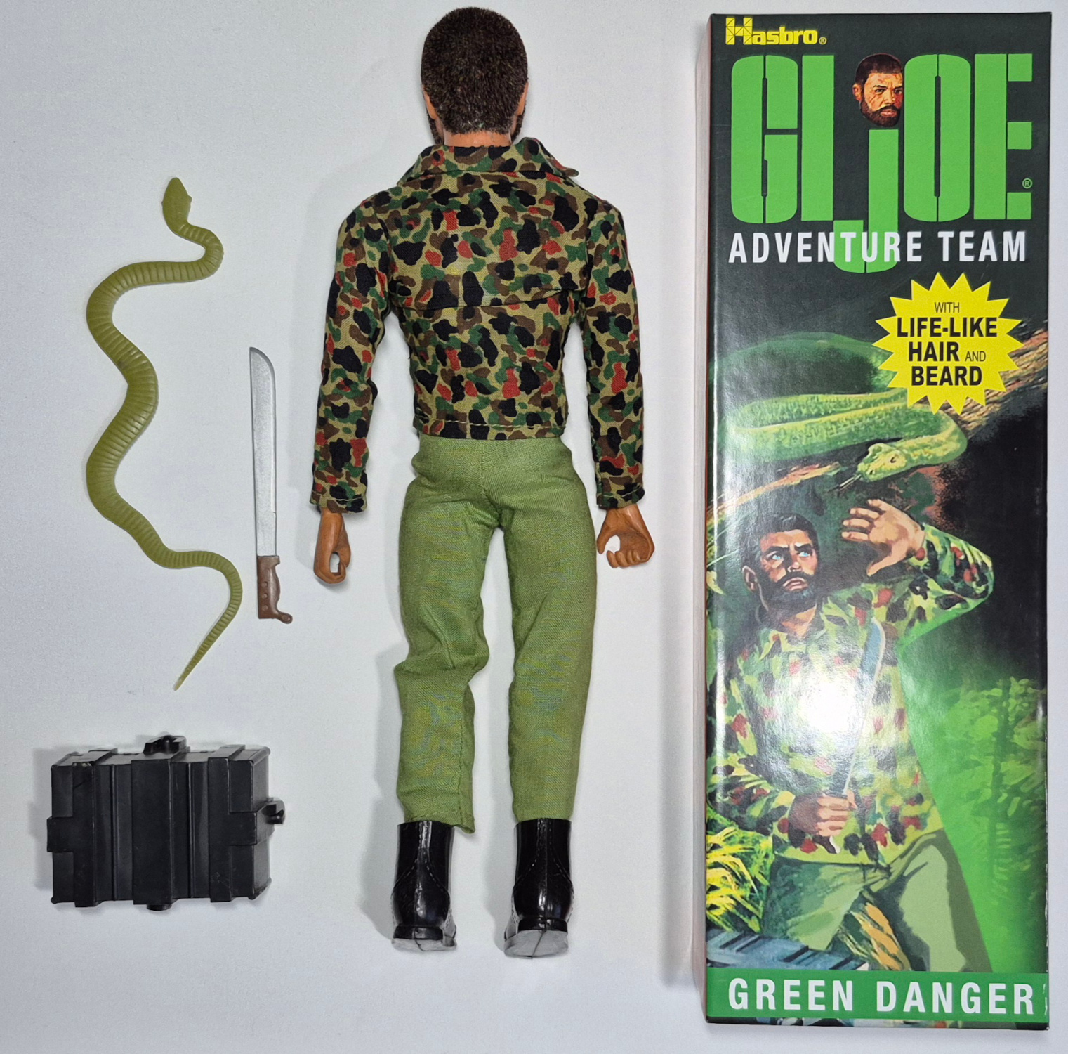 1975-hasbro-gi-joe-adventure-team-kung-fu-grip-muscle-body-land-adventurer-with-green-danger-set-7328-3 1975 Hasbro G.I. Joe Adventure Team Land Adventurer with Life-Like (Muscle) Body, Kung Fu Grip, and Green Danger Equipment Set 7328 in Custom Box 3