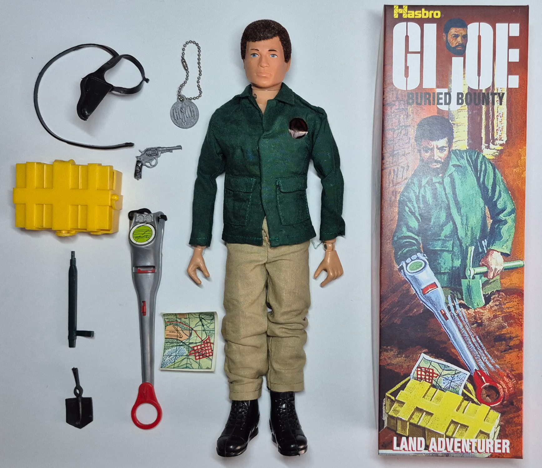 1975-hasbro-gi-joe-adventure-team-man of action-and-buried-bounty-set-7328-2 1975 Hasbro G.I. Joe Adventure Team Man of Action with Buried Bounty Equipment Set 7328 in Custom Box 2