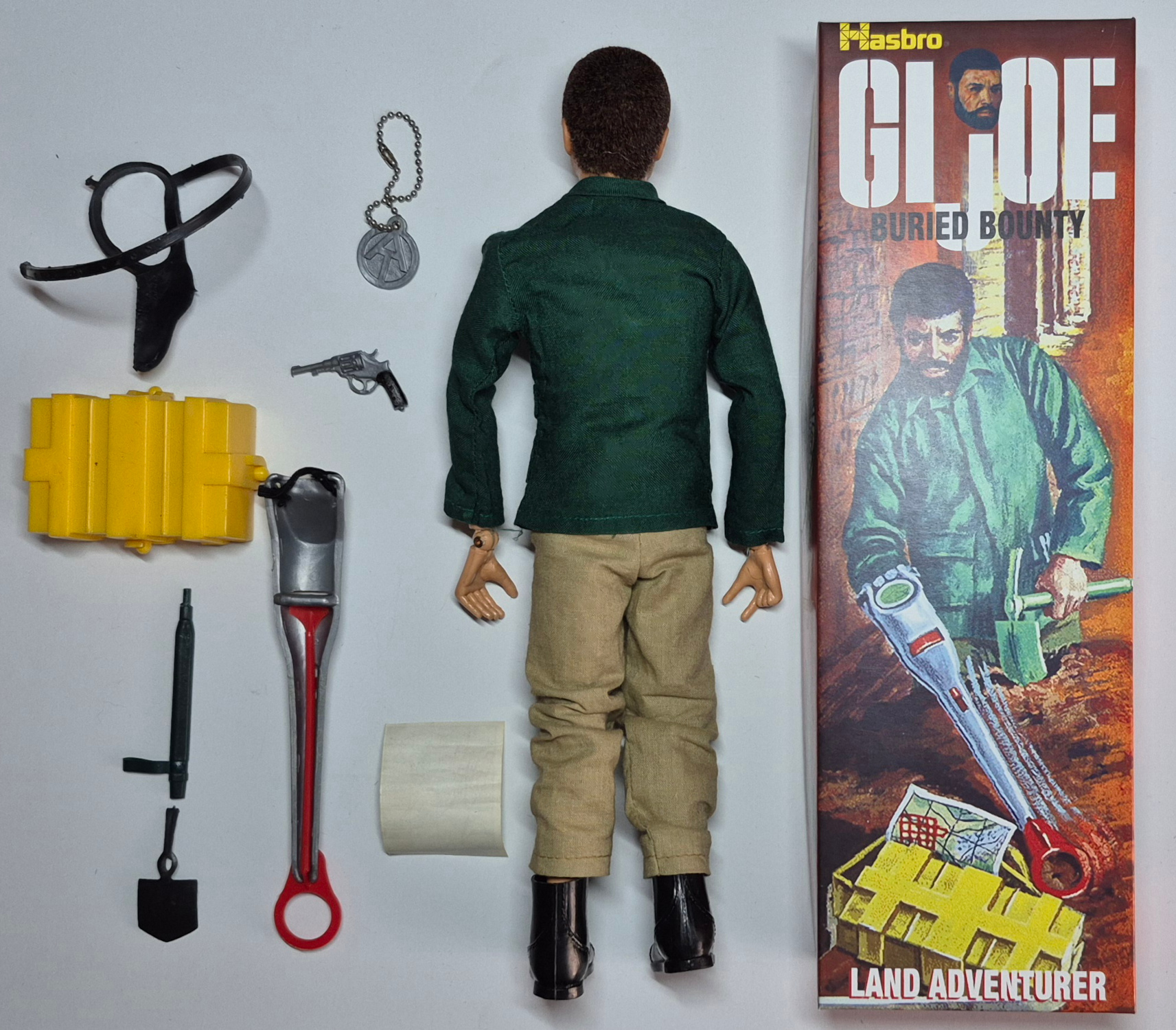 1975-hasbro-gi-joe-adventure-team-man of action-and-buried-bounty-set-7328-3 1975 Hasbro G.I. Joe Adventure Team Man of Action with Buried Bounty Equipment Set 7328 in Custom Box 3