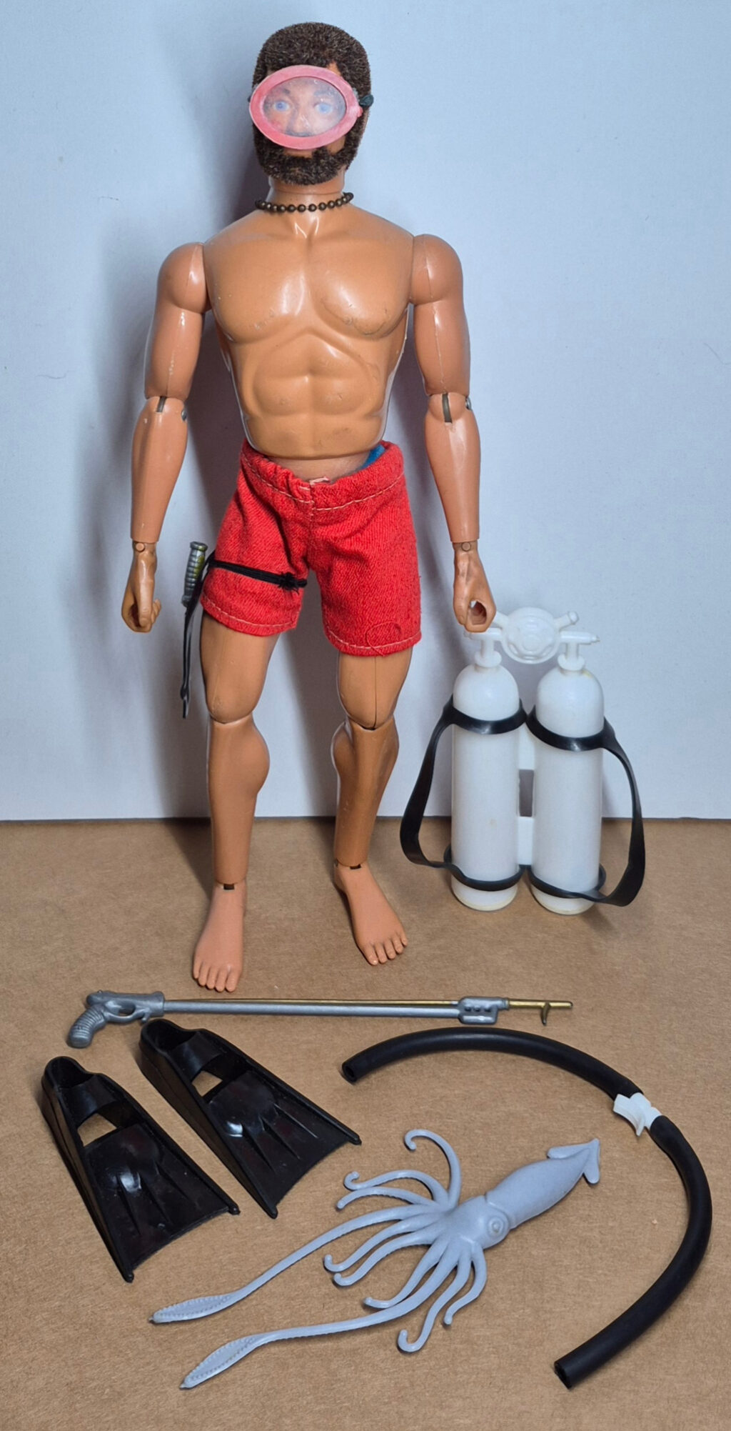 1975 Hasbro G.I. Joe Adventure Team Life-Like Muscle Body Land Adventurer with Diver's Distress Equipment Set 7328-6 1